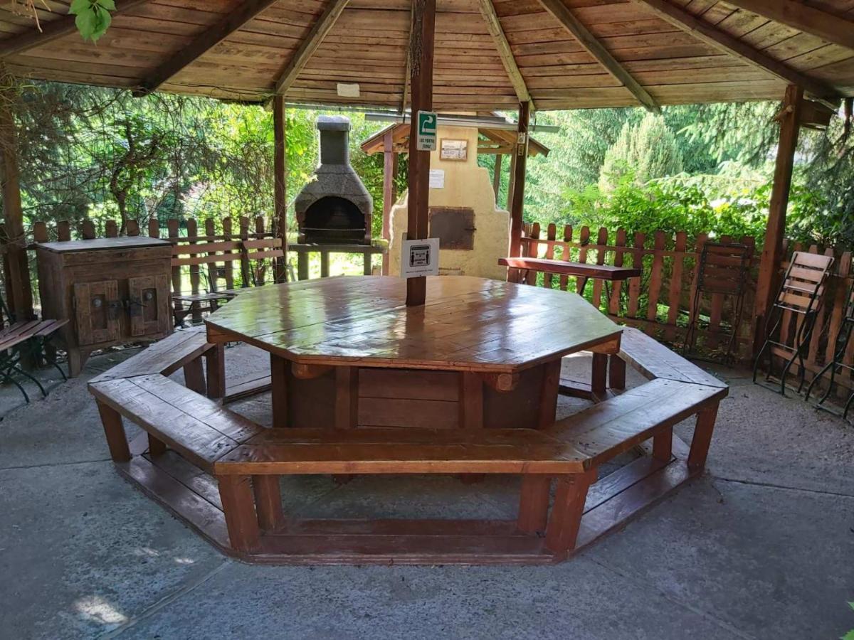 Bungalow Camping Edelweiss - Floare De Colt - Gyopar Rimetea Dış mekan fotoğraf